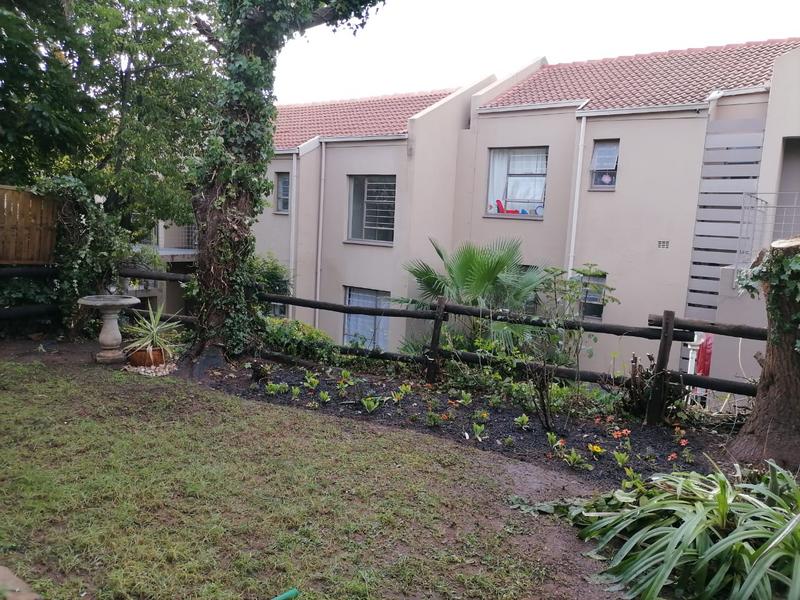 2 Bedroom Property for Sale in Bedford Gardens Gauteng