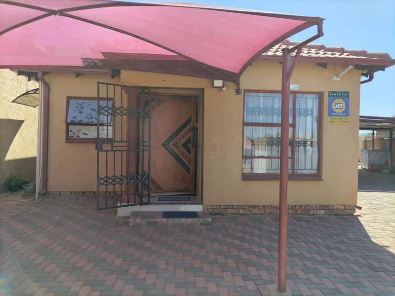 3 Bedroom Property for Sale in Soshanguve VV Gauteng