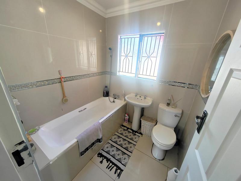 3 Bedroom Property for Sale in The Orchards Gauteng