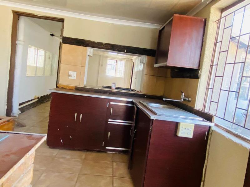 To Let 2 Bedroom Property for Rent in Germiston South Gauteng