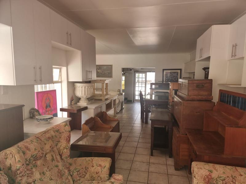 To Let 1 Bedroom Property for Rent in Norwood Gauteng