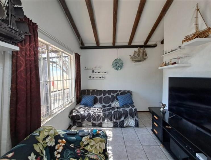 2 Bedroom Property for Sale in Eden Glen Gauteng