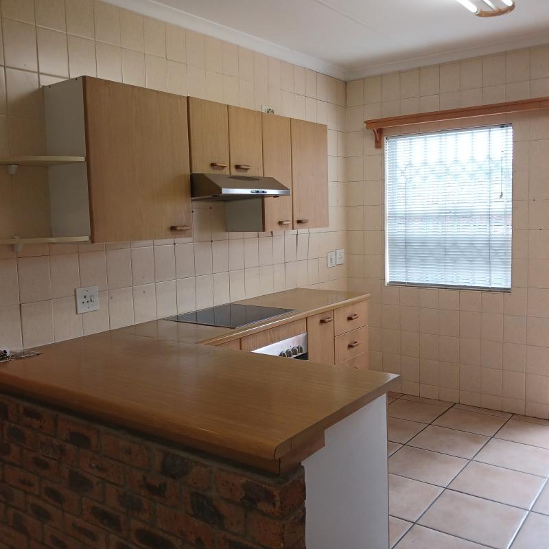 2 Bedroom Property for Sale in Edenvale Gauteng