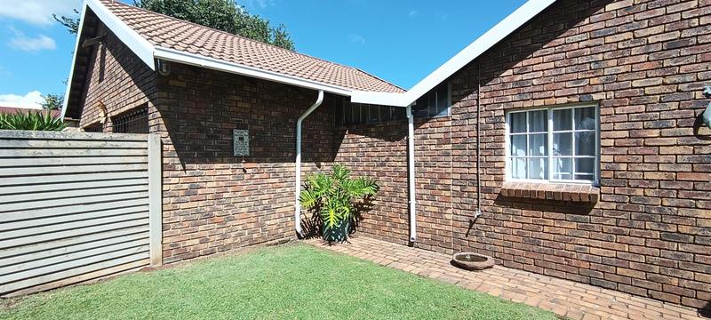 2 Bedroom Property for Sale in Dalpark Ext 1 Gauteng