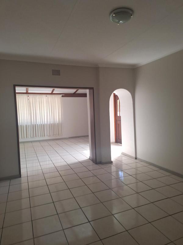 To Let 3 Bedroom Property for Rent in Waterkloof A H Gauteng