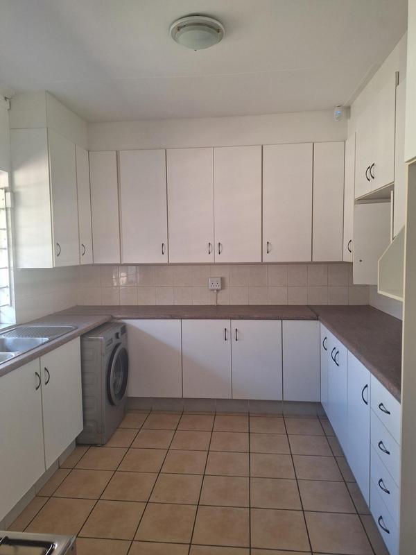 To Let 3 Bedroom Property for Rent in Waterkloof A H Gauteng