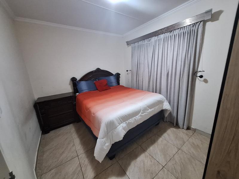 4 Bedroom Property for Sale in Amandasig Gauteng