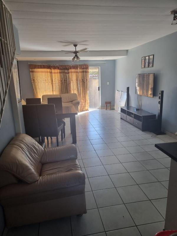 2 Bedroom Property for Sale in West Turffontein Gauteng