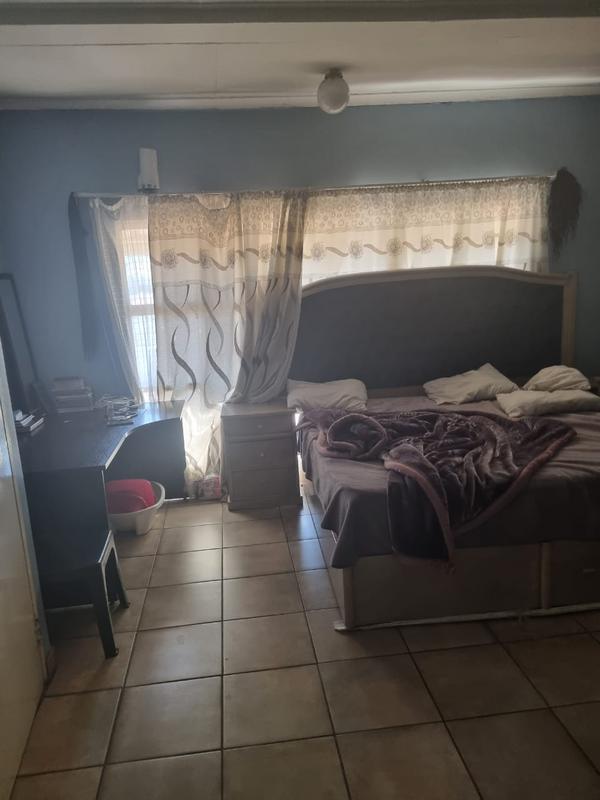 2 Bedroom Property for Sale in West Turffontein Gauteng