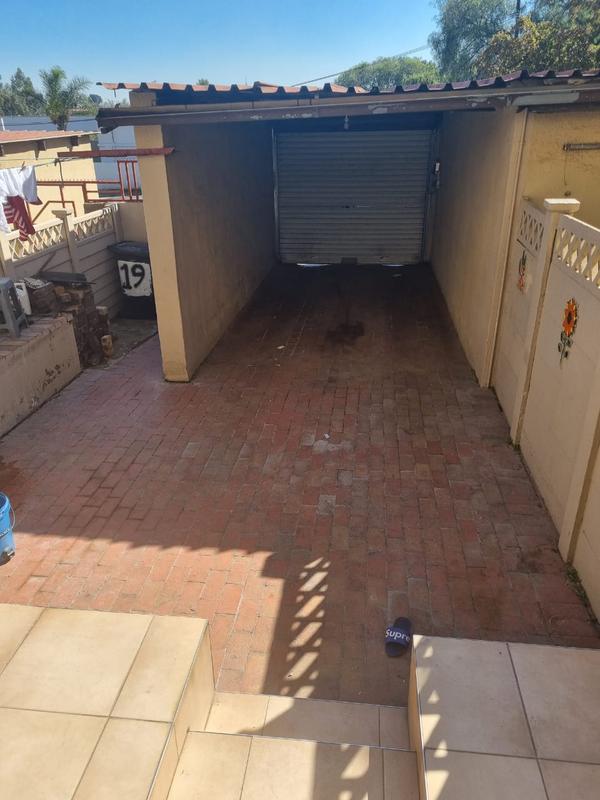 2 Bedroom Property for Sale in West Turffontein Gauteng