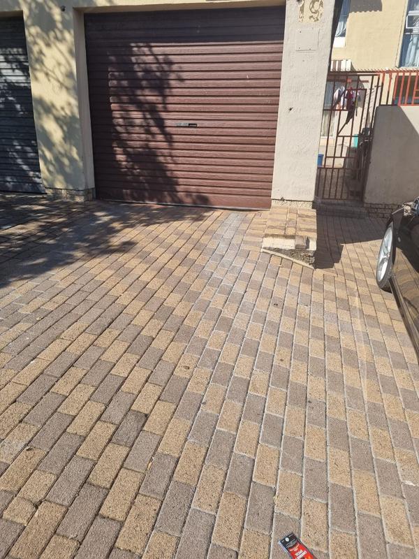 2 Bedroom Property for Sale in West Turffontein Gauteng