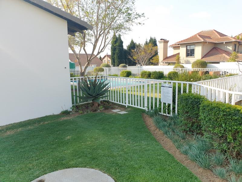 2 Bedroom Property for Sale in Broadacres Gauteng