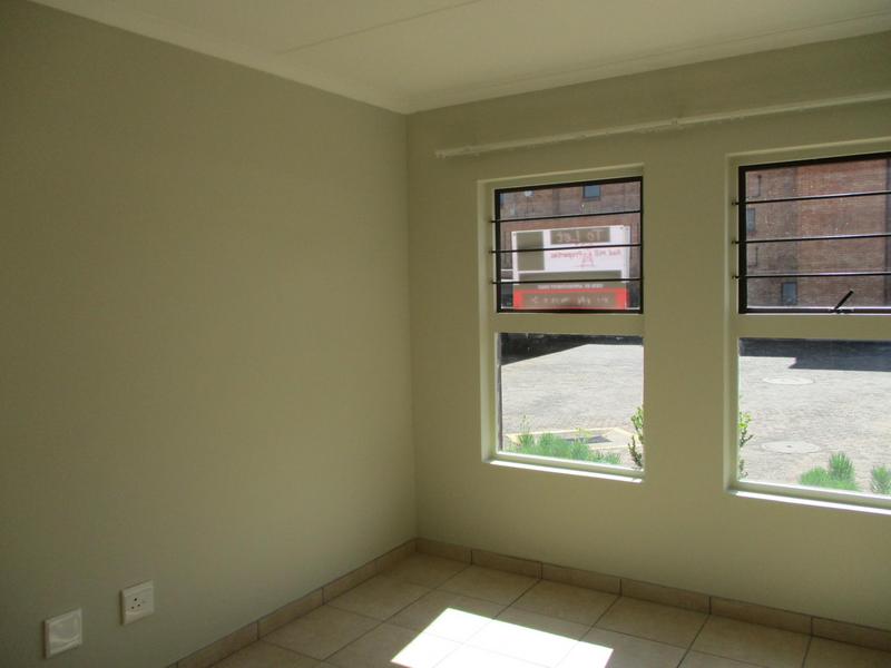 To Let 2 Bedroom Property for Rent in Montana Tuine Gauteng