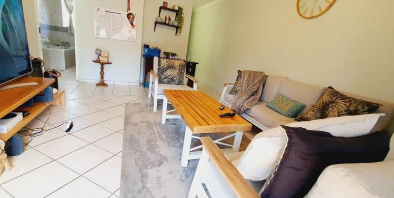 2 Bedroom Property for Sale in Highveld Gauteng