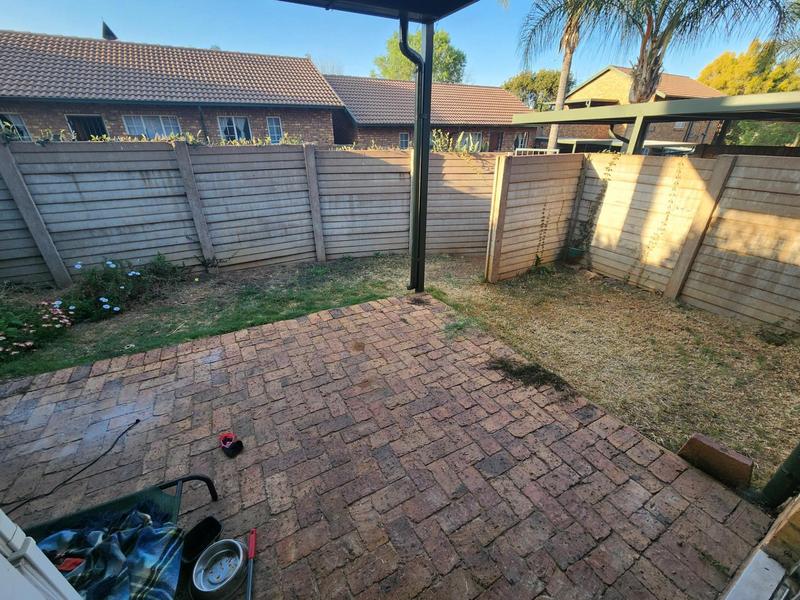 2 Bedroom Property for Sale in Highveld Gauteng