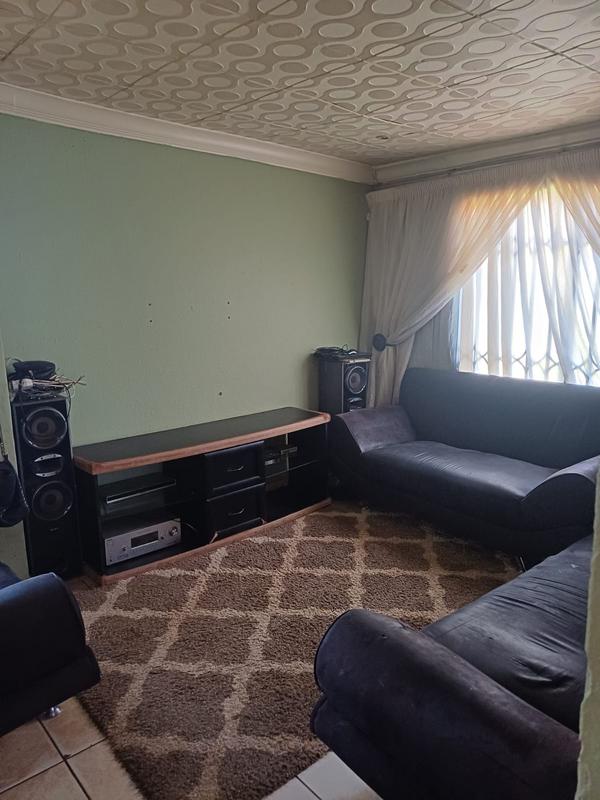 2 Bedroom Property for Sale in Vosloorus Gauteng