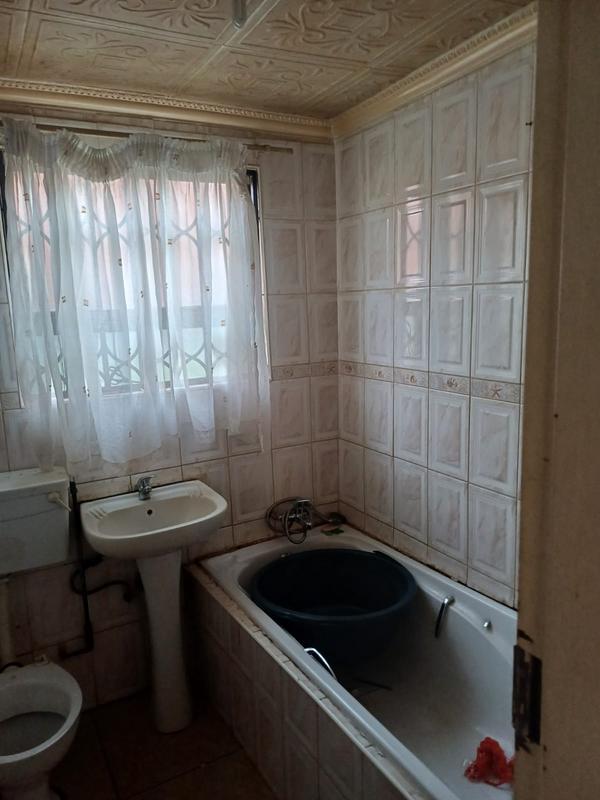 2 Bedroom Property for Sale in Vosloorus Gauteng