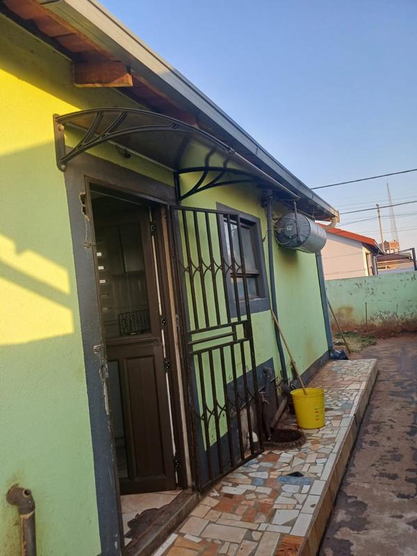 2 Bedroom Property for Sale in Vosloorus Gauteng