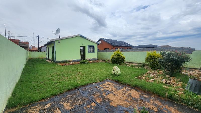 2 Bedroom Property for Sale in Vosloorus Gauteng