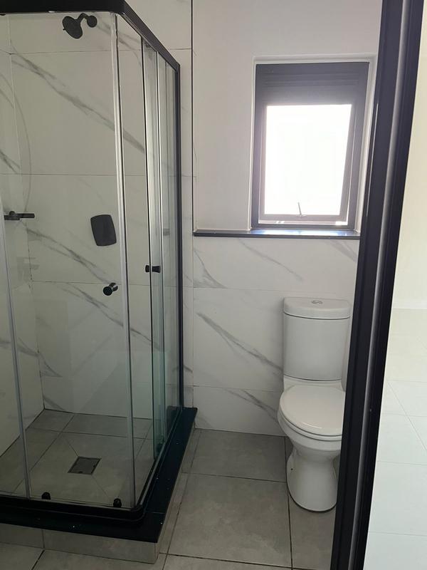 To Let 1 Bedroom Property for Rent in Waterfall Gauteng