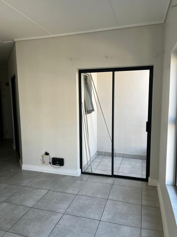 To Let 1 Bedroom Property for Rent in Waterfall Gauteng