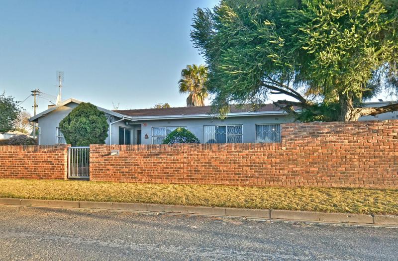 3 Bedroom Property for Sale in The Hill Gauteng