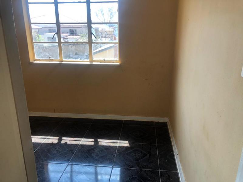 8 Bedroom Property for Sale in Rosettenville Gauteng