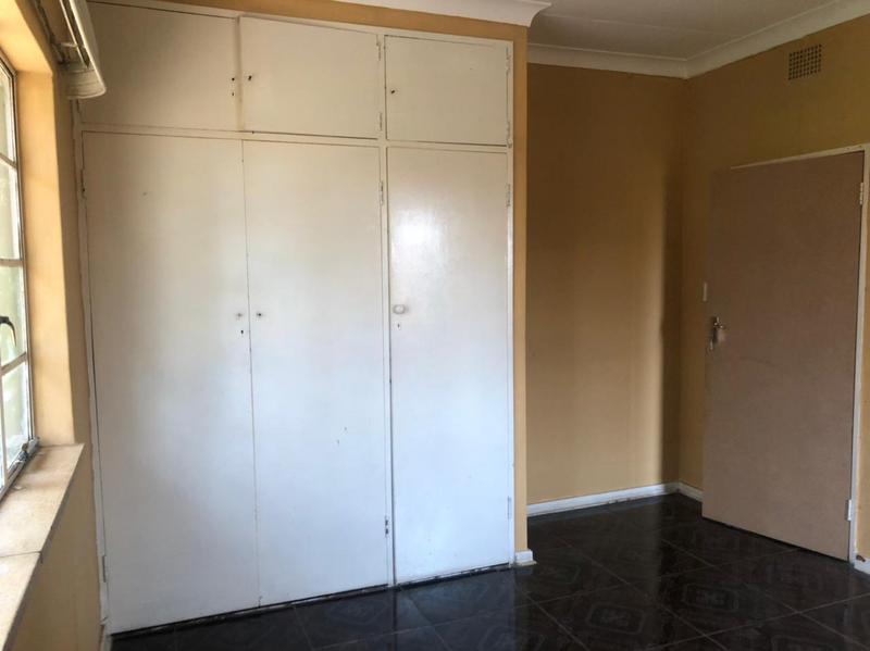 8 Bedroom Property for Sale in Rosettenville Gauteng