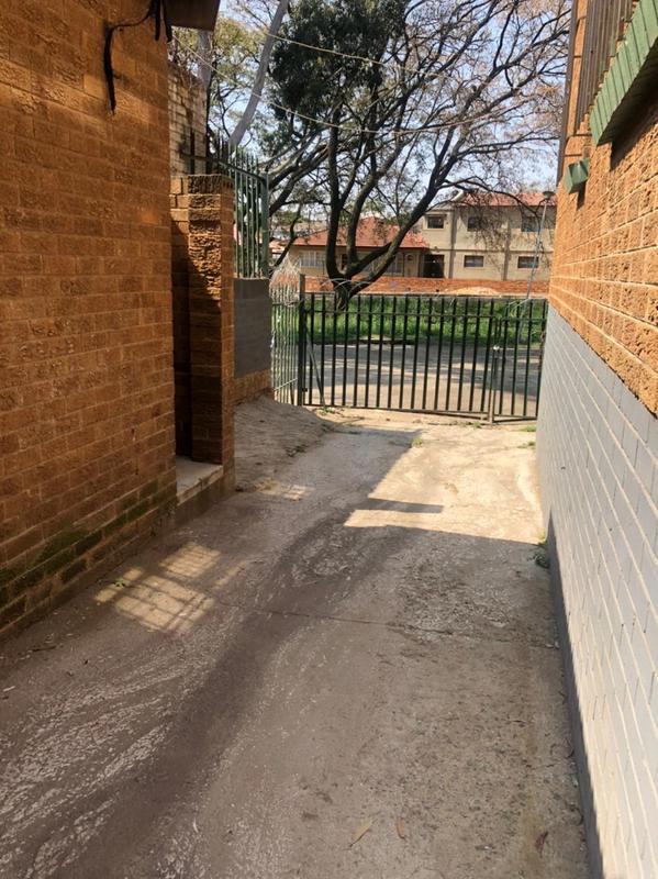 8 Bedroom Property for Sale in Rosettenville Gauteng