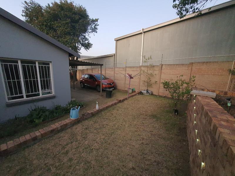 2 Bedroom Property for Sale in Eden Glen Gauteng