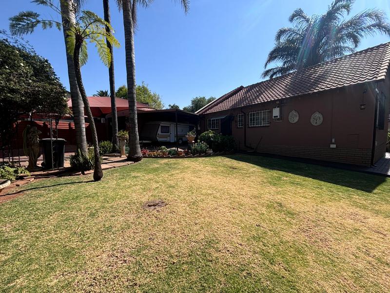 3 Bedroom Property for Sale in Northcliff Gauteng