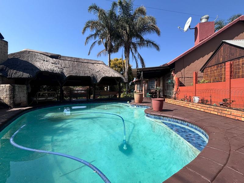 3 Bedroom Property for Sale in Northcliff Gauteng