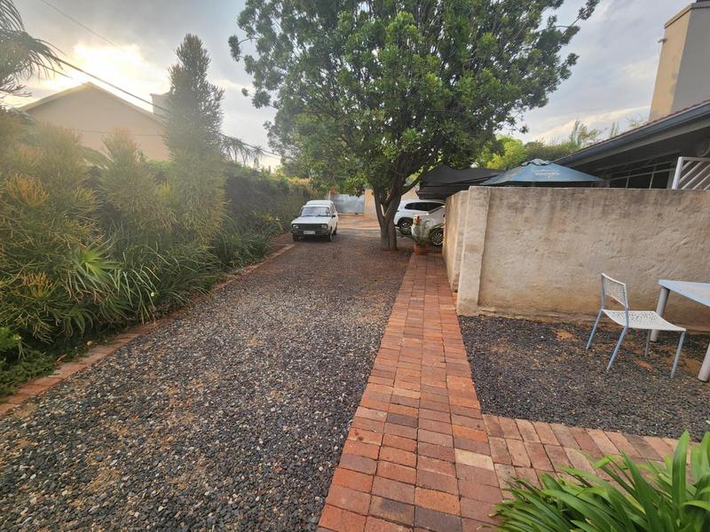 6 Bedroom Property for Sale in Monument Park Gauteng