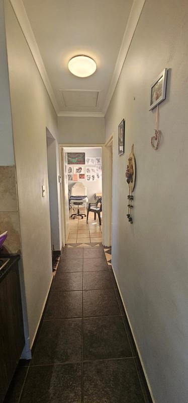 To Let 2 Bedroom Property for Rent in Allen Grove Gauteng