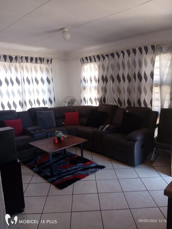 To Let 3 Bedroom Property for Rent in Tembisa Gauteng