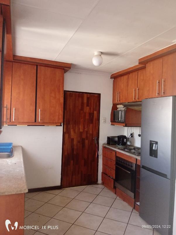 To Let 3 Bedroom Property for Rent in Tembisa Gauteng