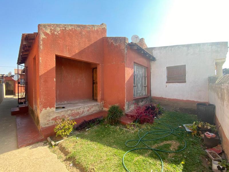 6 Bedroom Property for Sale in Ebony Park Gauteng