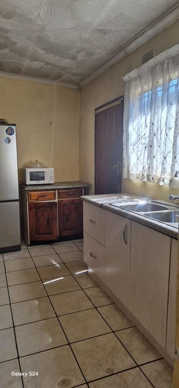 5 Bedroom Property for Sale in Tembisa Gauteng