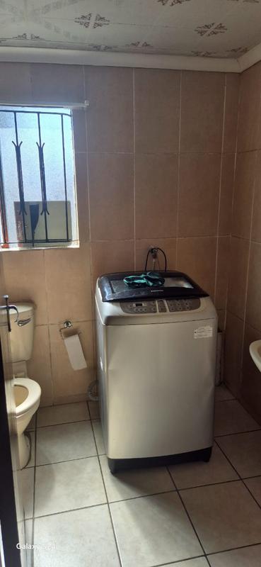 5 Bedroom Property for Sale in Tembisa Gauteng