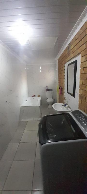 10 Bedroom Property for Sale in Tembisa Gauteng