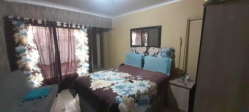 10 Bedroom Property for Sale in Tembisa Gauteng