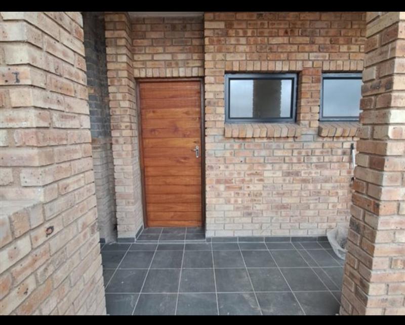 To Let 2 Bedroom Property for Rent in Vosloorus Gauteng