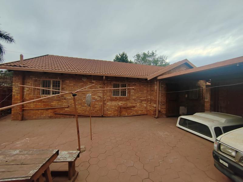 3 Bedroom Property for Sale in Dorandia Gauteng