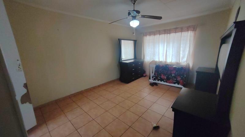 3 Bedroom Property for Sale in Dorandia Gauteng