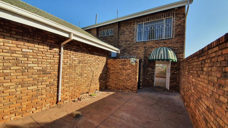 3 Bedroom Property for Sale in Wonderboom Gauteng