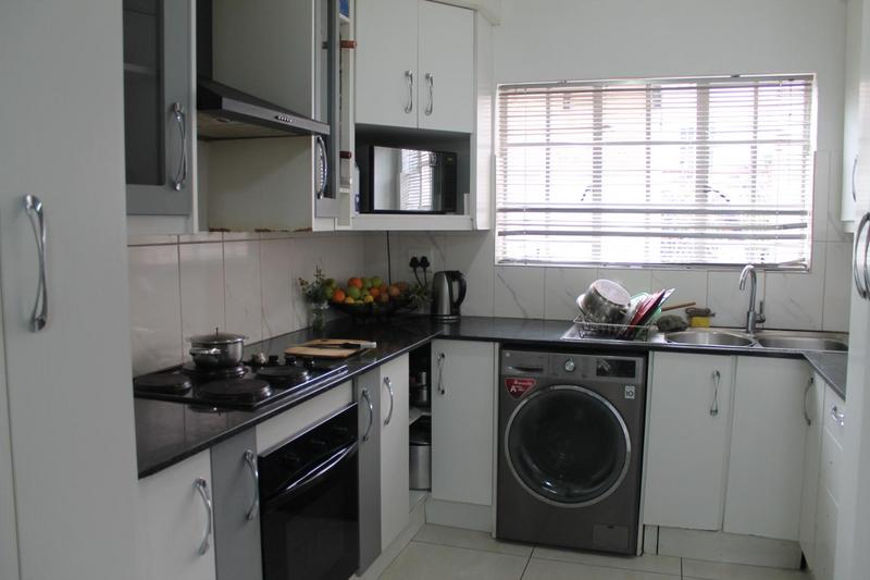 2 Bedroom Property for Sale in Bedfordview Gauteng