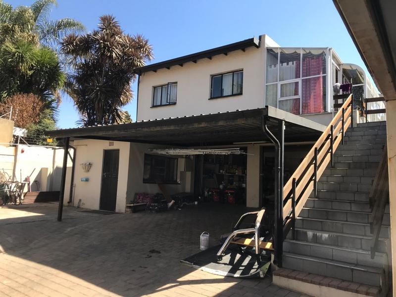 3 Bedroom Property for Sale in Dawnview Gauteng