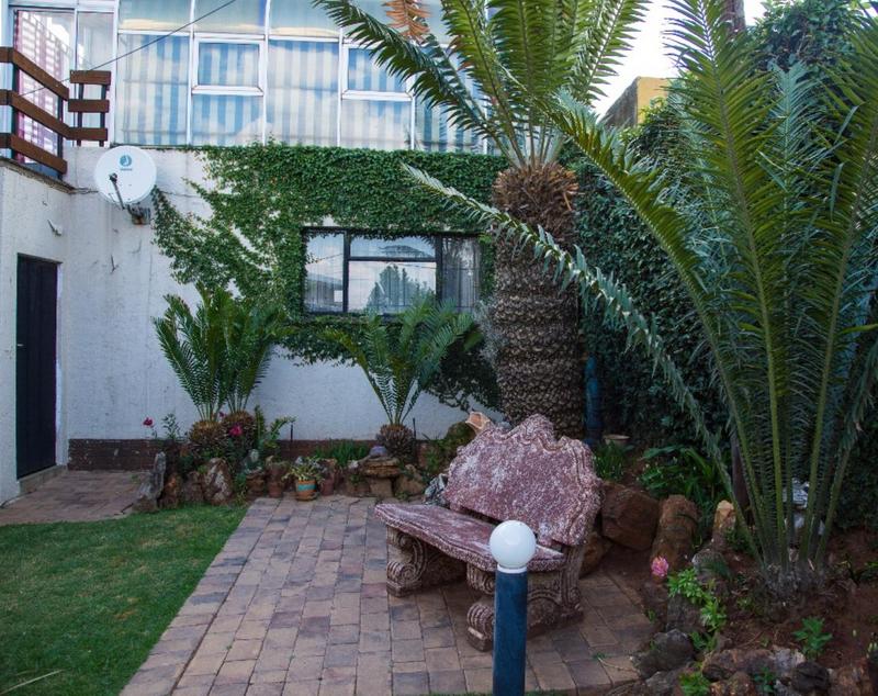 3 Bedroom Property for Sale in Dawnview Gauteng