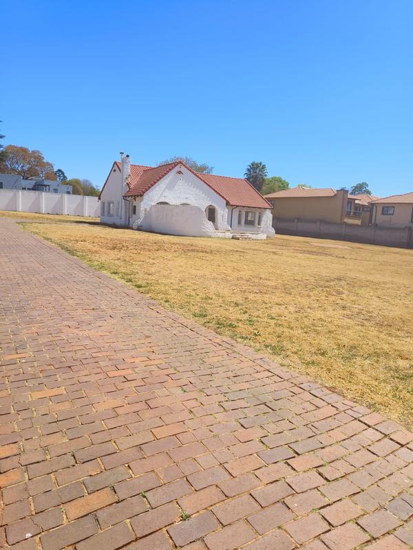 0 Bedroom Property for Sale in Bedfordview Gauteng