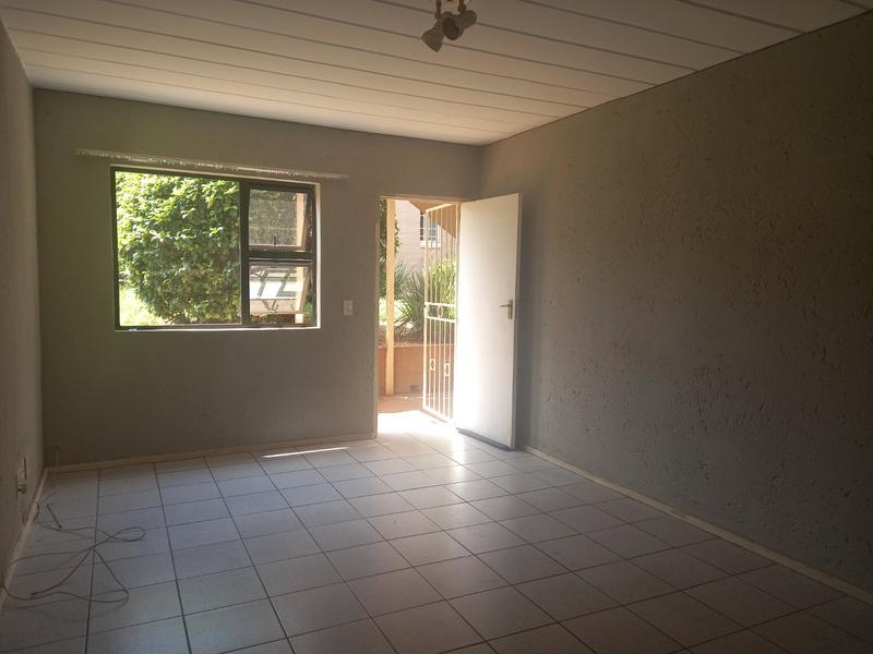 To Let 2 Bedroom Property for Rent in Georginia Gauteng